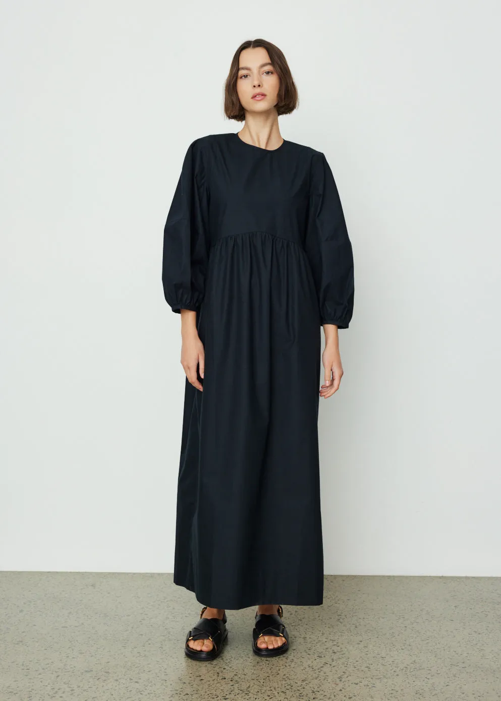 0051 Round Sleeve Long Dress