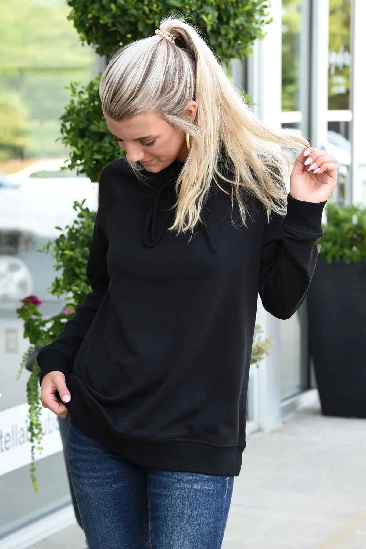 AIRPORT MODE SWEATSHIRT- BLACK