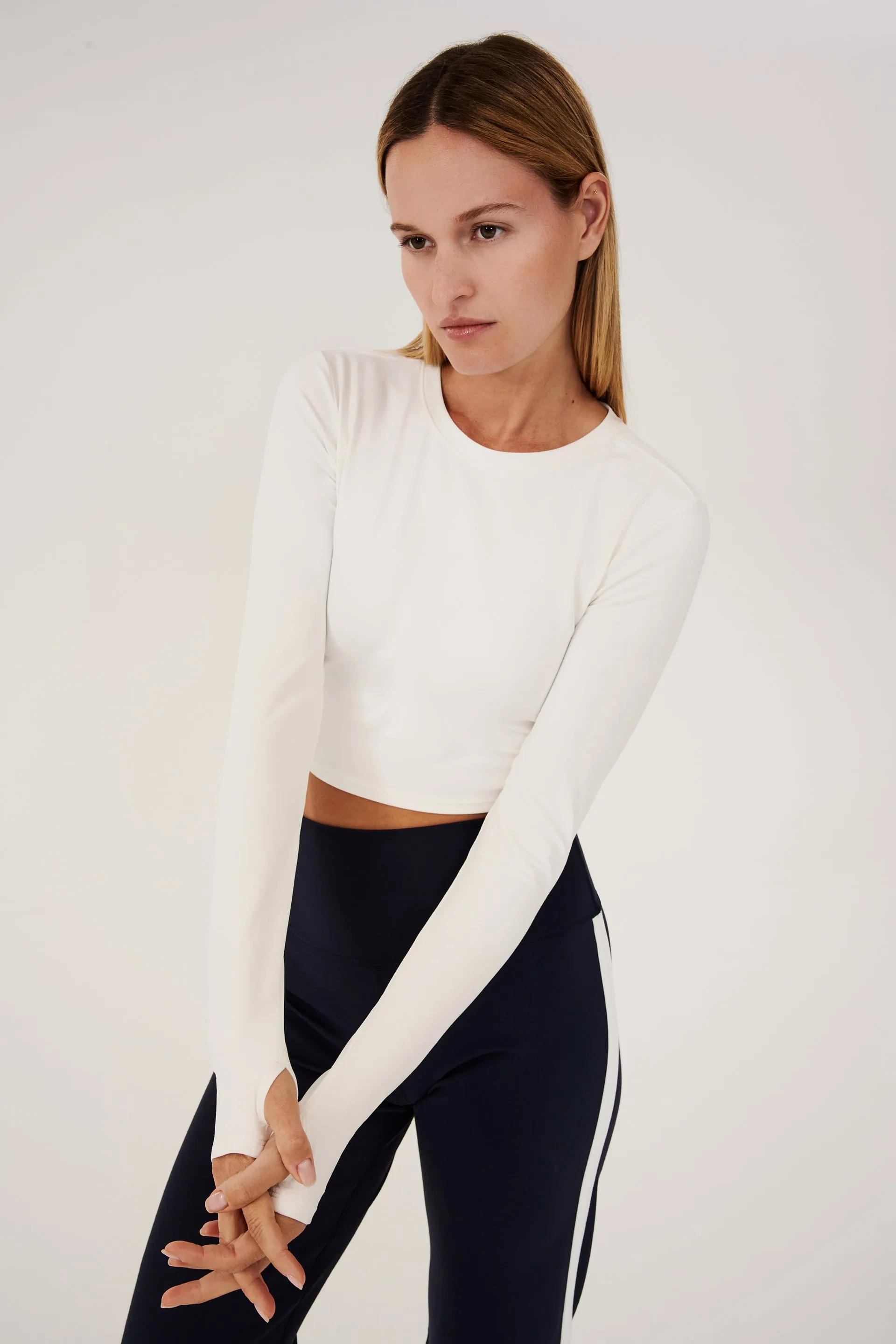 Airweight Longsleeve Crop