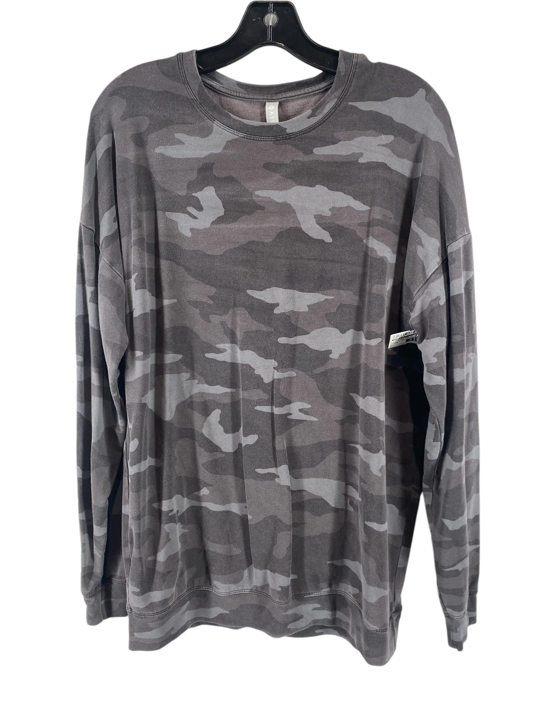 Athletic Top Long Sleeve Crewneck By Athleta In Camouflage Print, Size: M