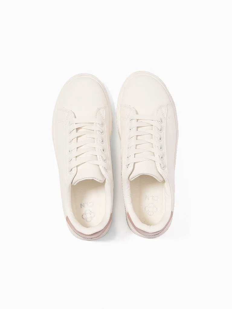 Bryce Lace-up Sneakers