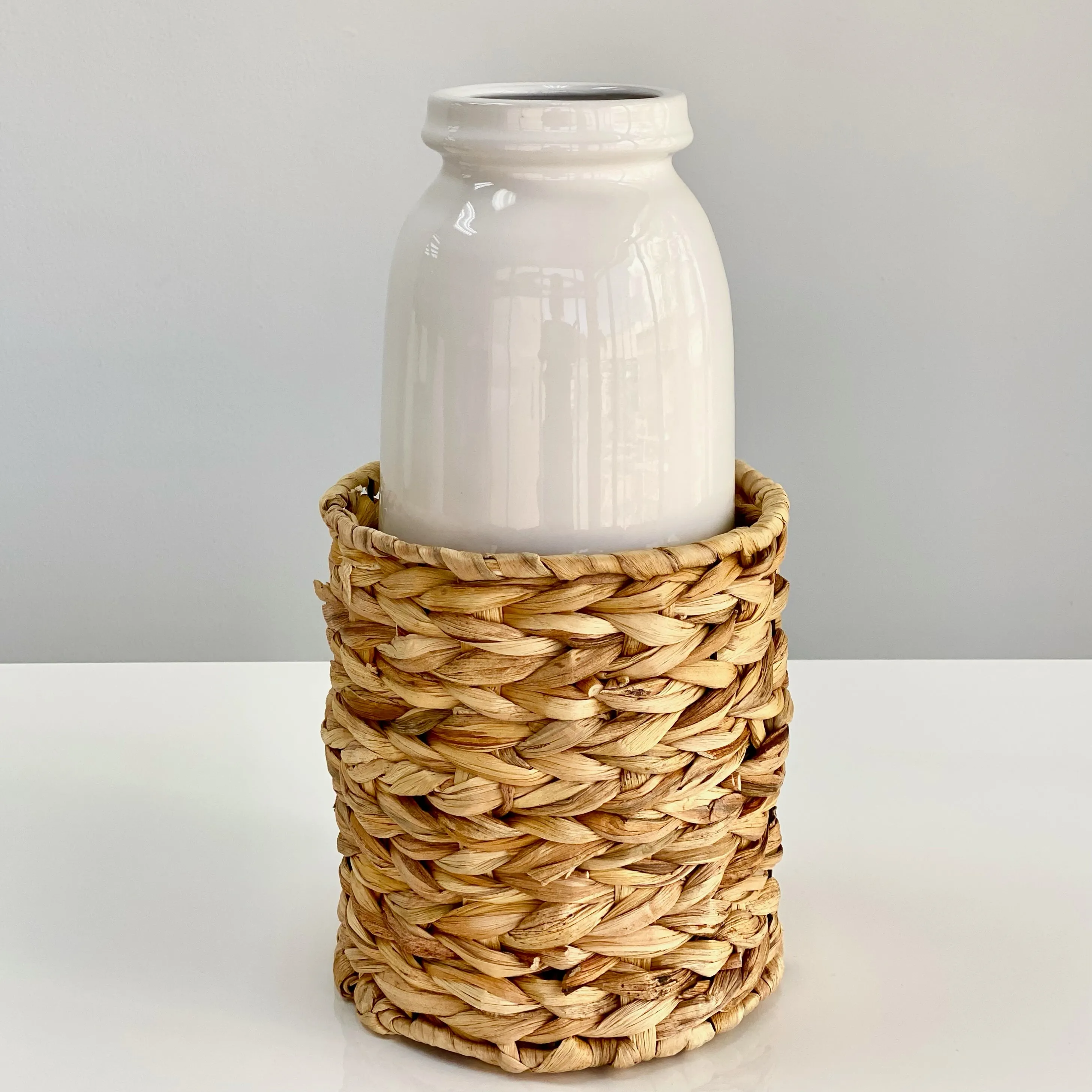 Ceramic White Tall Vase With Basket