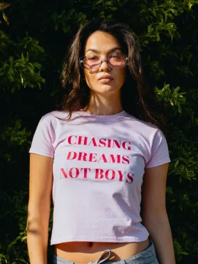 CHASING DREAMS, BABY TEE - LYSERØD