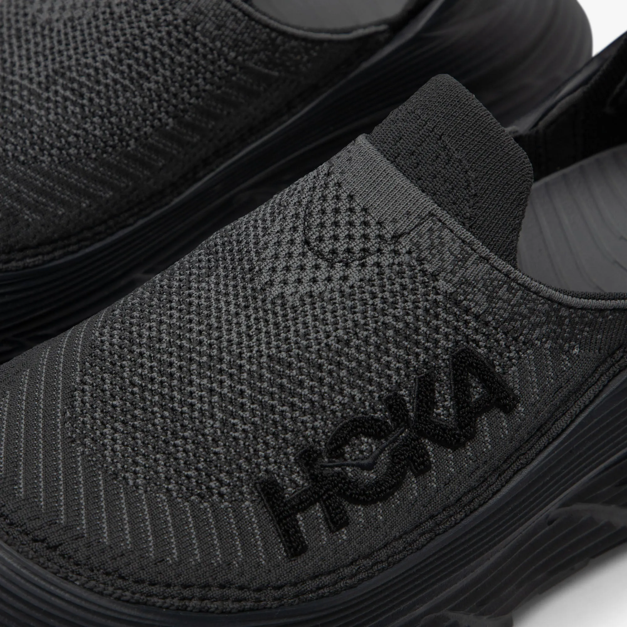 HOKA Restore TC Black / Black