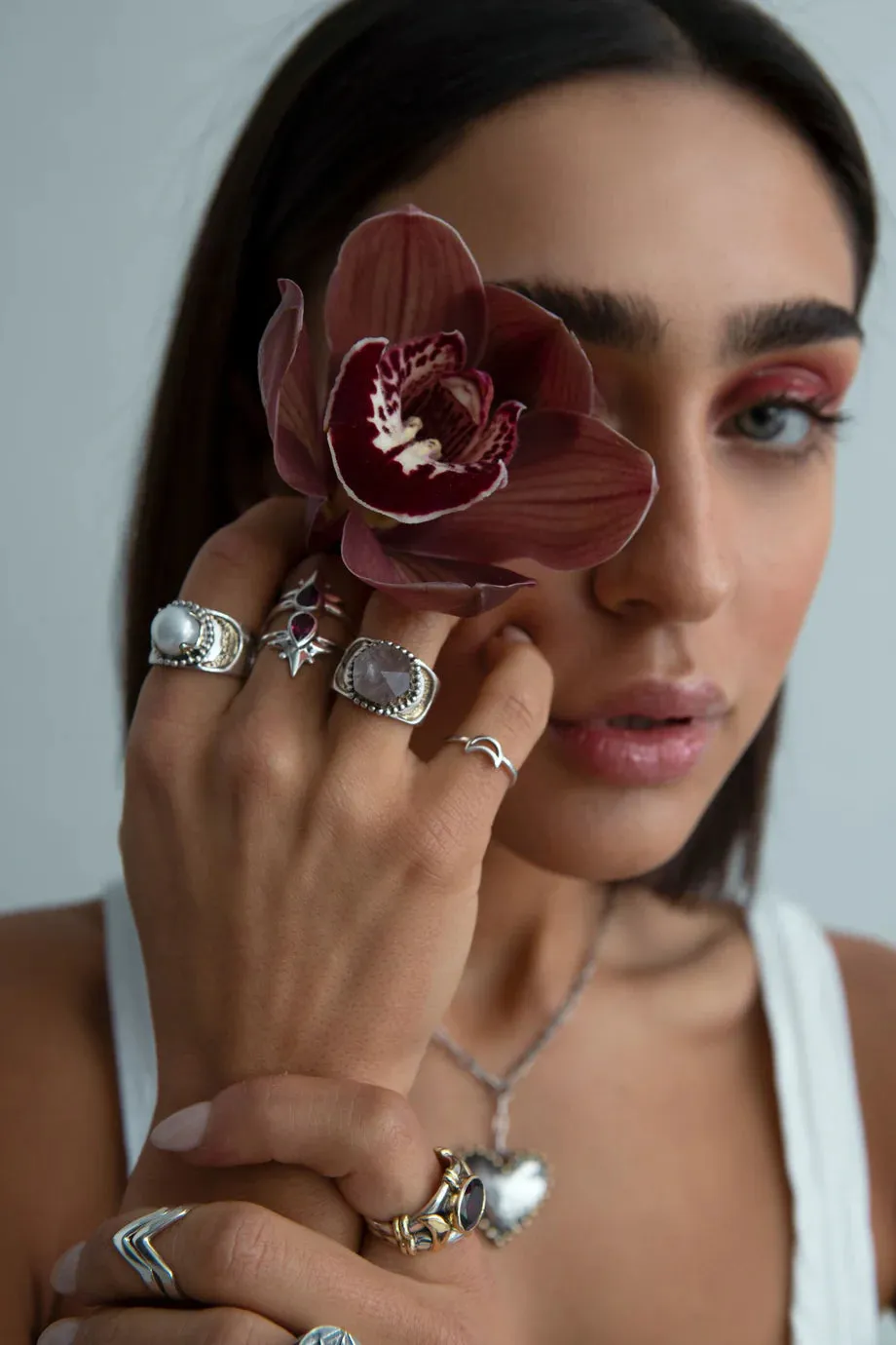 Kyoti Rose Quartz Moon Phases Ring