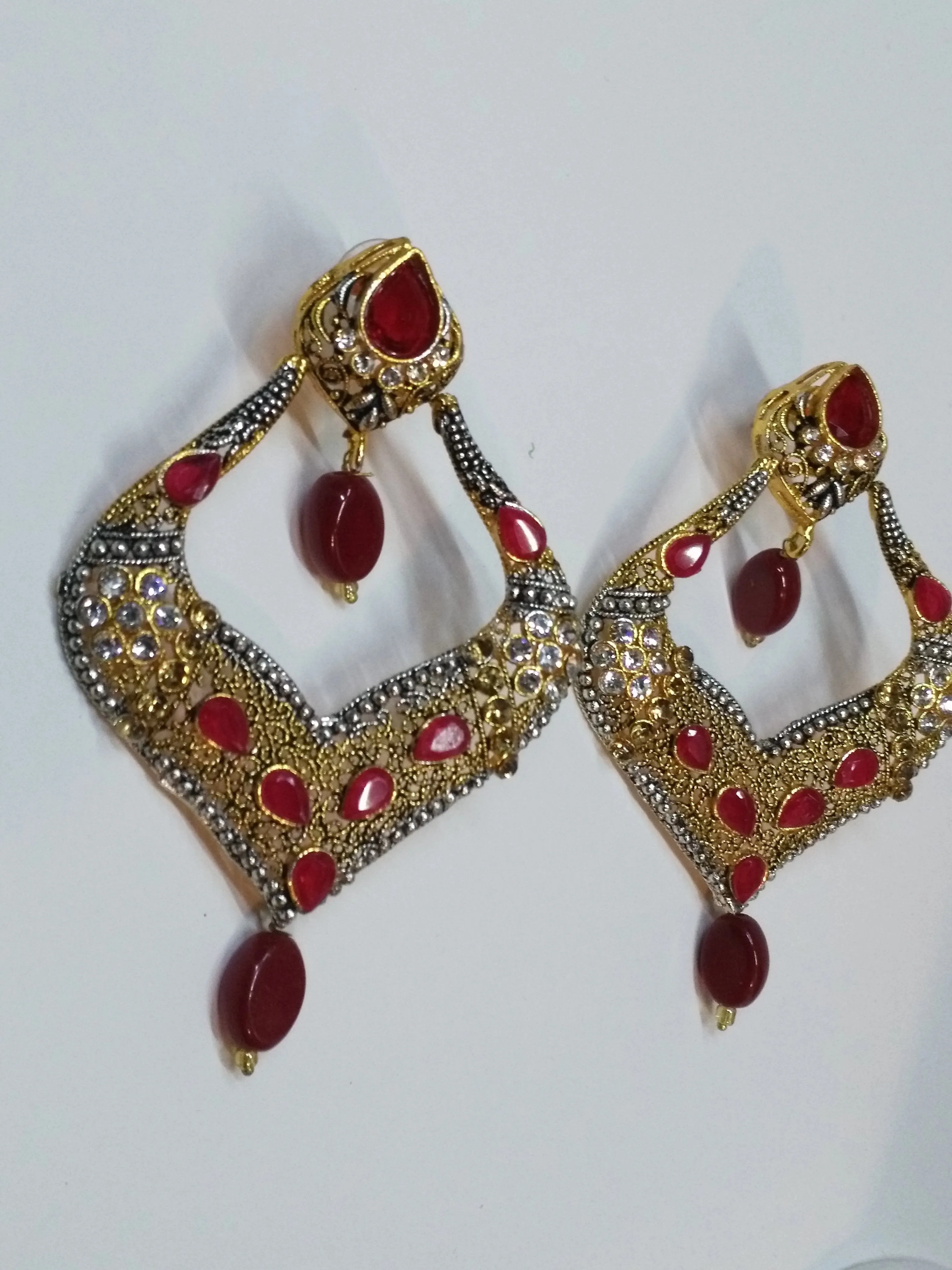 Red stones Spade Style Earrings with Gold-plated Base