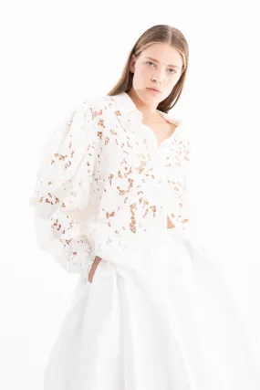 WHITE EMBROIDERED PUFF SLEEVE SHIRT