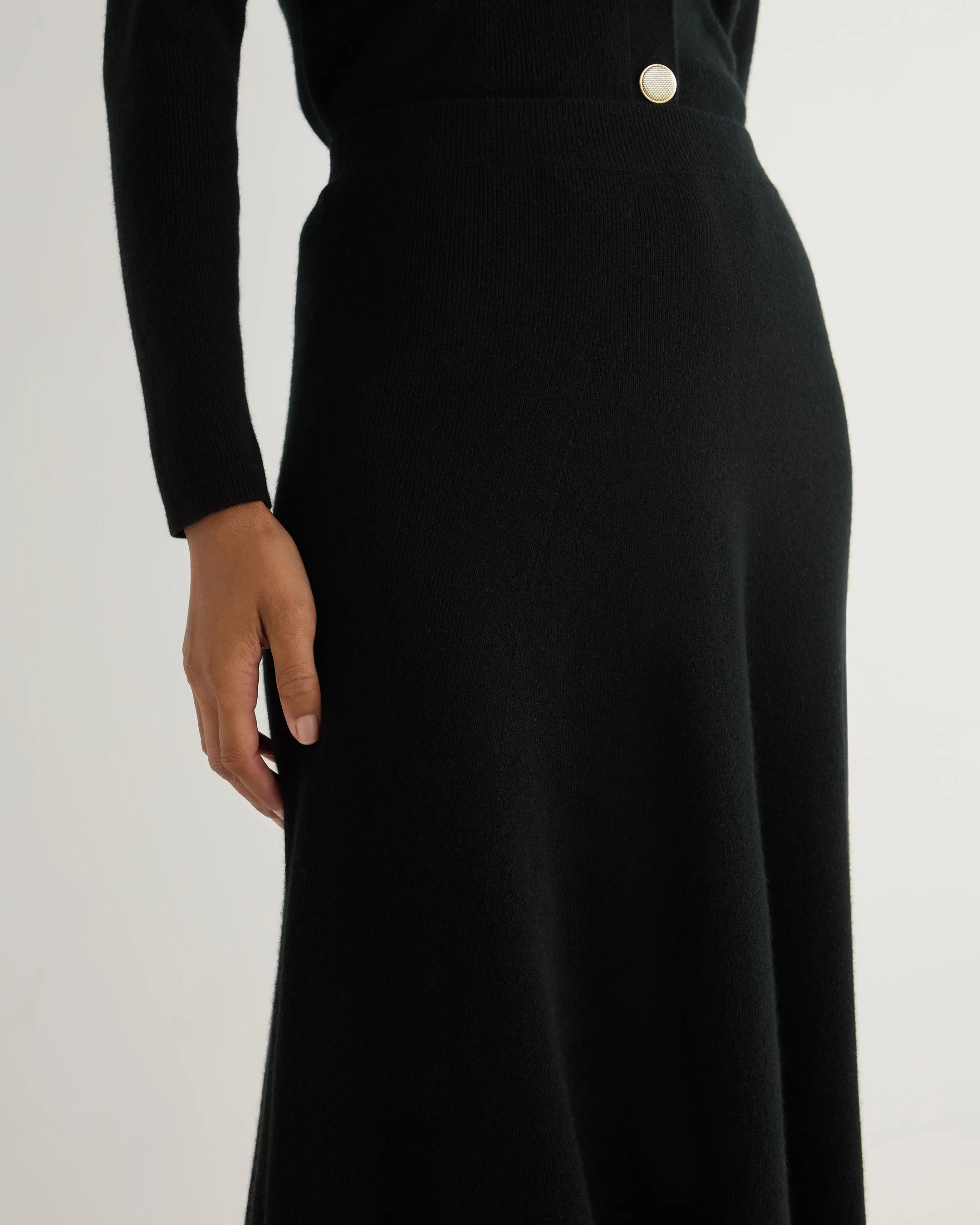 Women's Long Rib Cashmere Skirt Black