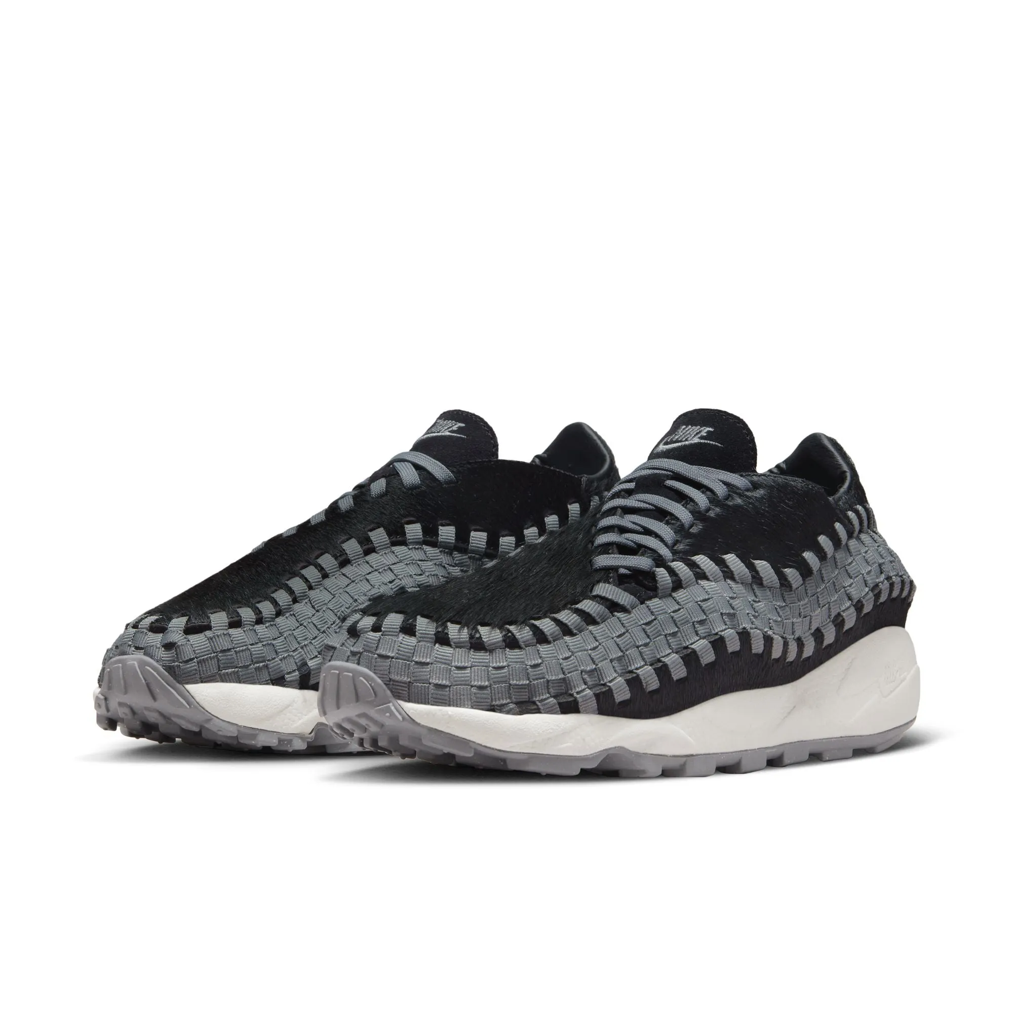 WOMEN'S NIKE AIR FOOTSCAPE WOVEN - BLACK/SMOKE GREY-SAIL