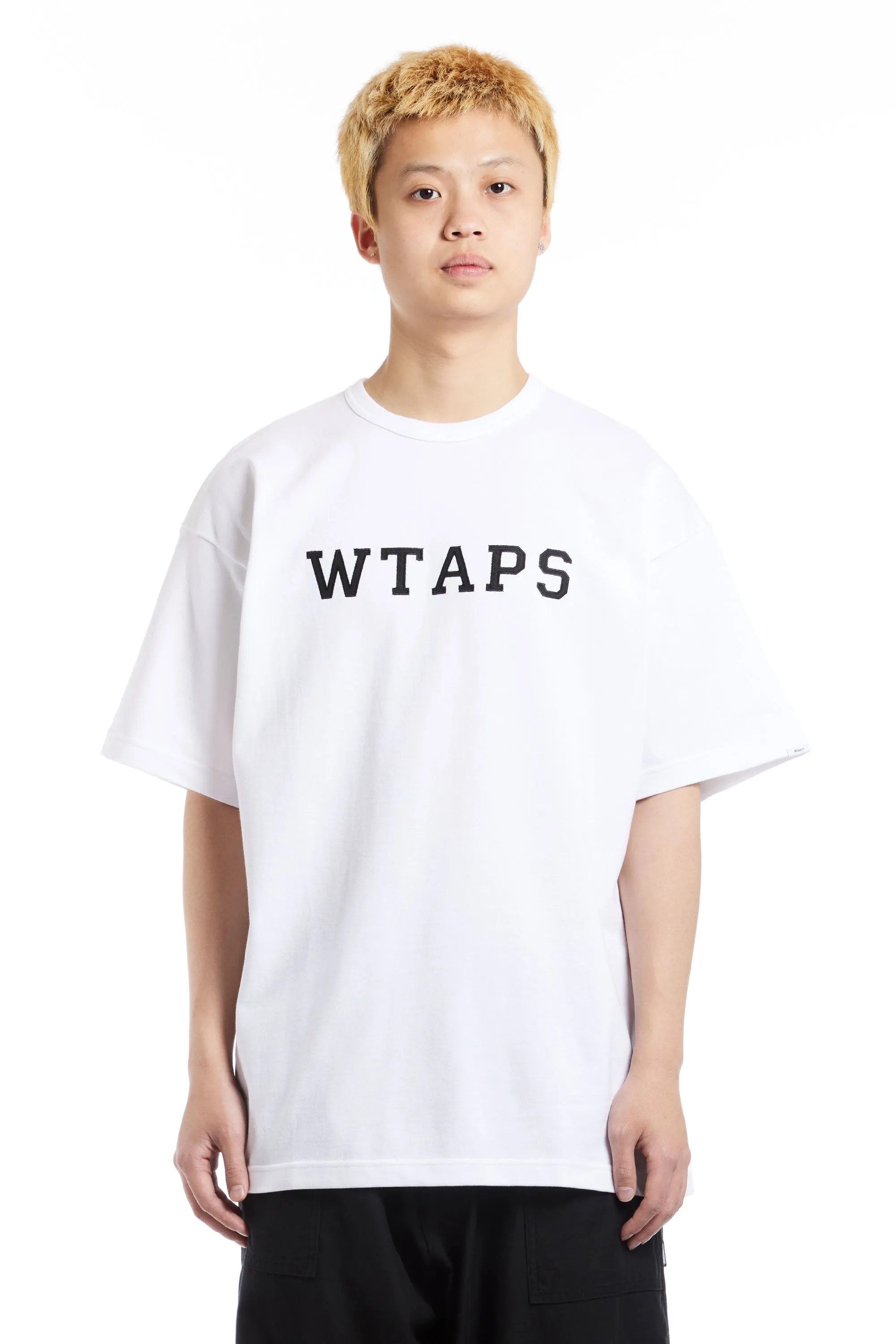 WTAPS - ACADEMY APPLIQUE SS COLLEGE TEE SS24