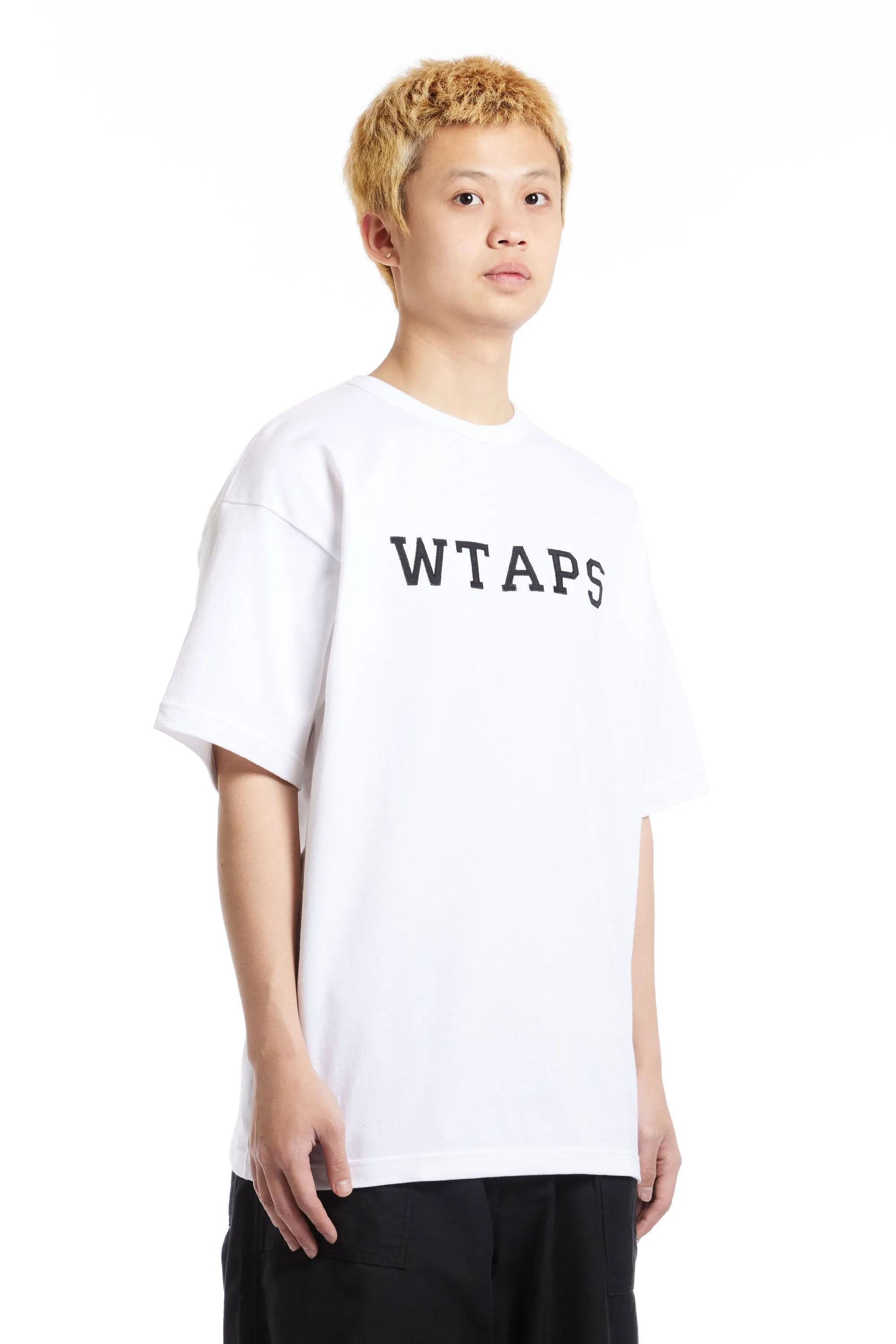 WTAPS - ACADEMY APPLIQUE SS COLLEGE TEE SS24